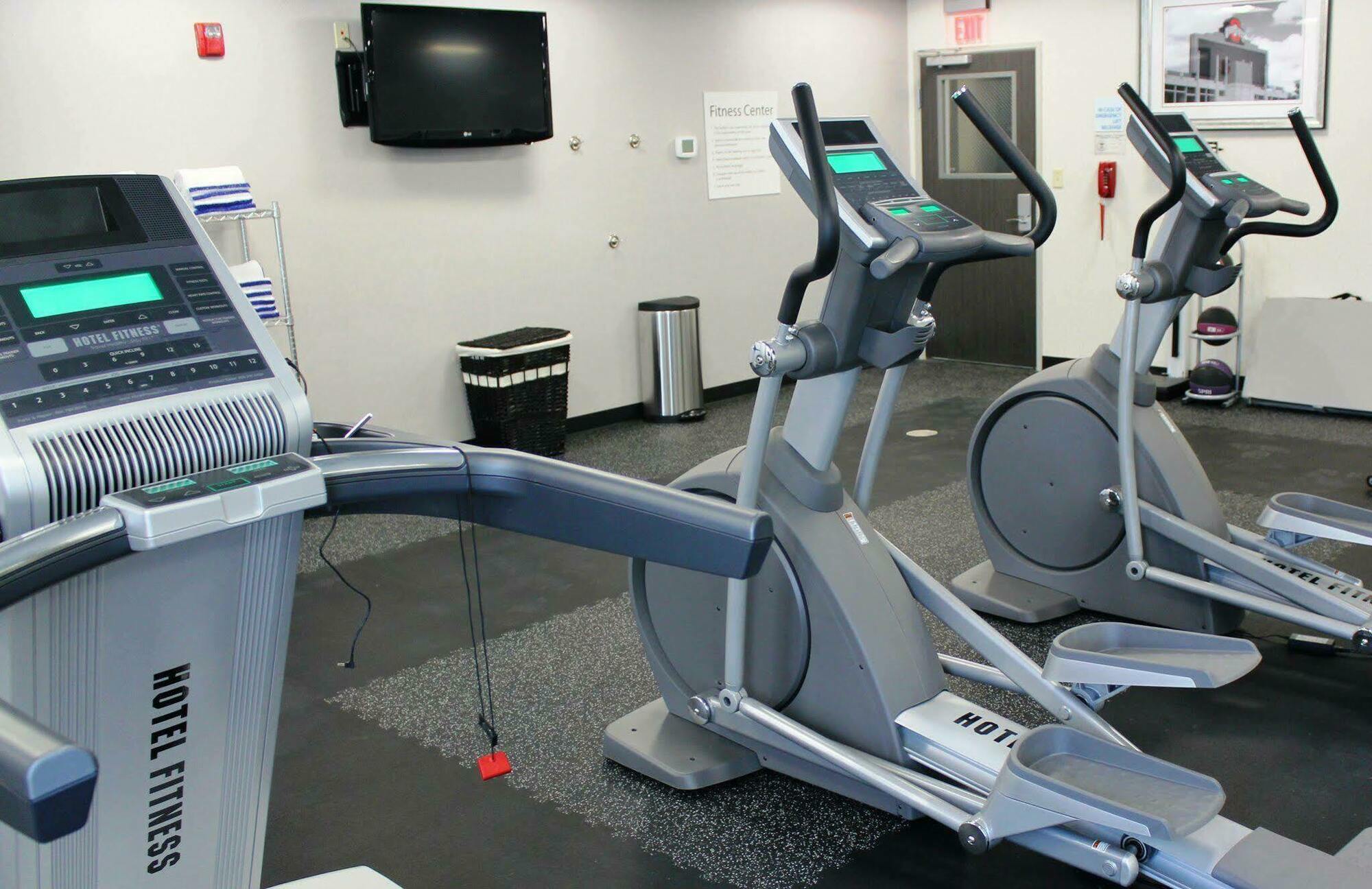 Holiday Inn Express & Suites Columbus - Polaris, An Ihg Hotel Esterno foto